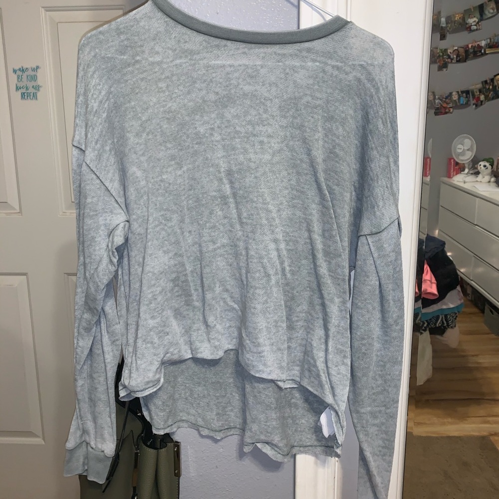 light army green cropped long sleeve tee